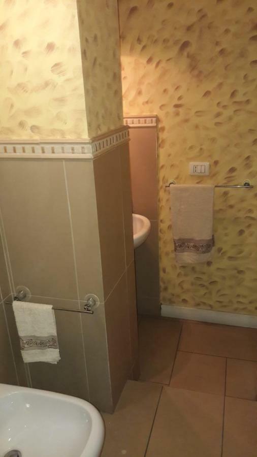 Bastiano'S Rooms Catania Luaran gambar