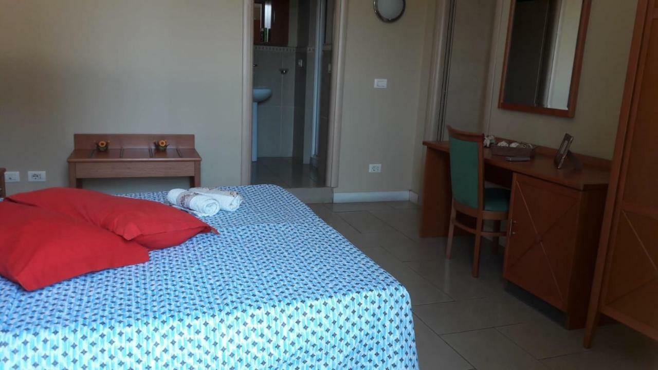 Bastiano'S Rooms Catania Luaran gambar